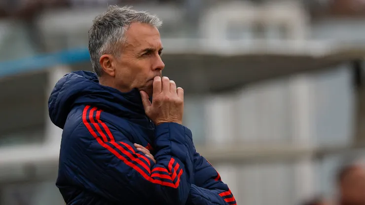 Gustavo Álvarez está contra las cuerdas en Universidad de Chile.