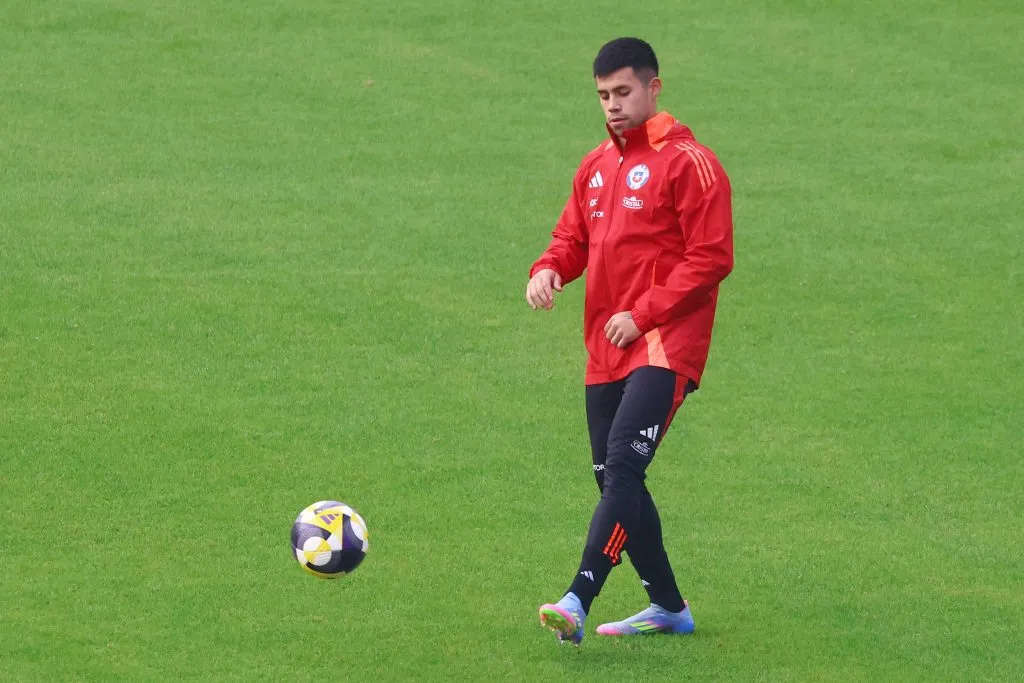 Alexander Aravena sería el 9 de Chile ante la Verdeamarela | FOTO: Jonnathan Oyarzun/Photosport