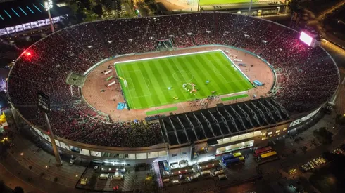 En la U. de Chile miraban de reojo esta situación.