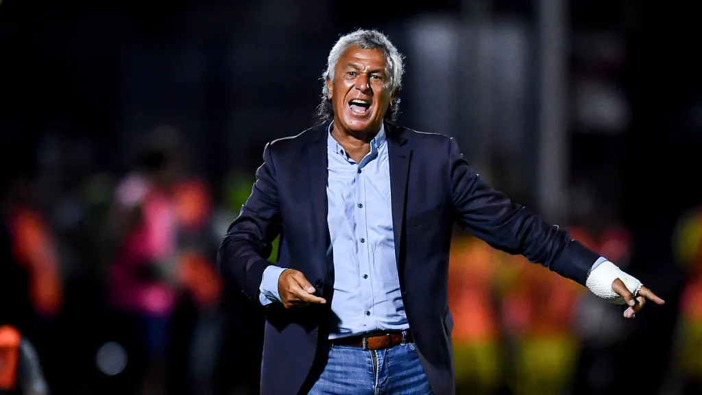 Alianza Lima intentará eliminar a Universidad de Chile de la Copa Sudamericana. Su DT es Néstor Gorosito. (Getty)