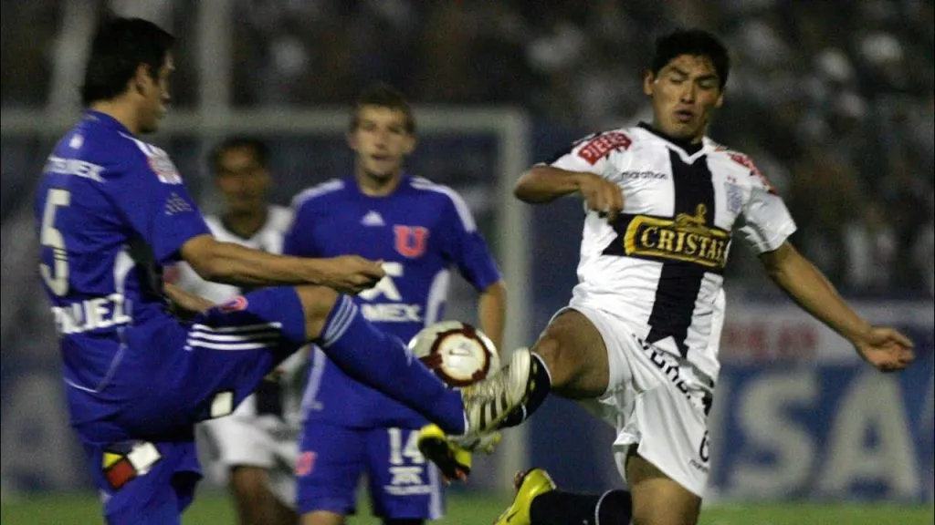 Alianza Lima y U. de Chile se volverán a ver las caras como en los octavos de final de la Copa Libertadores 2010 | FOTO: Archivo