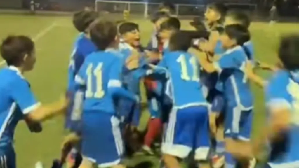 Las infantiles de la U saltaron de alegría al enterarse de la noticia | FOTO: Captura