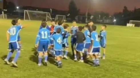 El particular cántico de los cadetes de la U a Independiente.