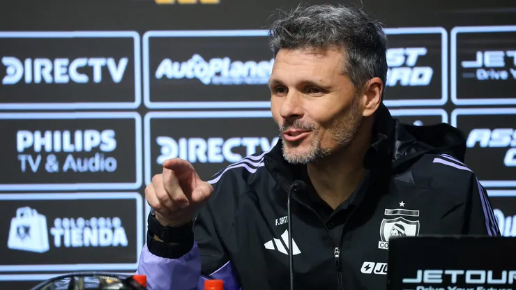 Fernando Ortiz tiene a su primera gran baja en Colo Colo. Opazo se muy probablemente no estará en el resto de la temporada. (Foto: Photosport)