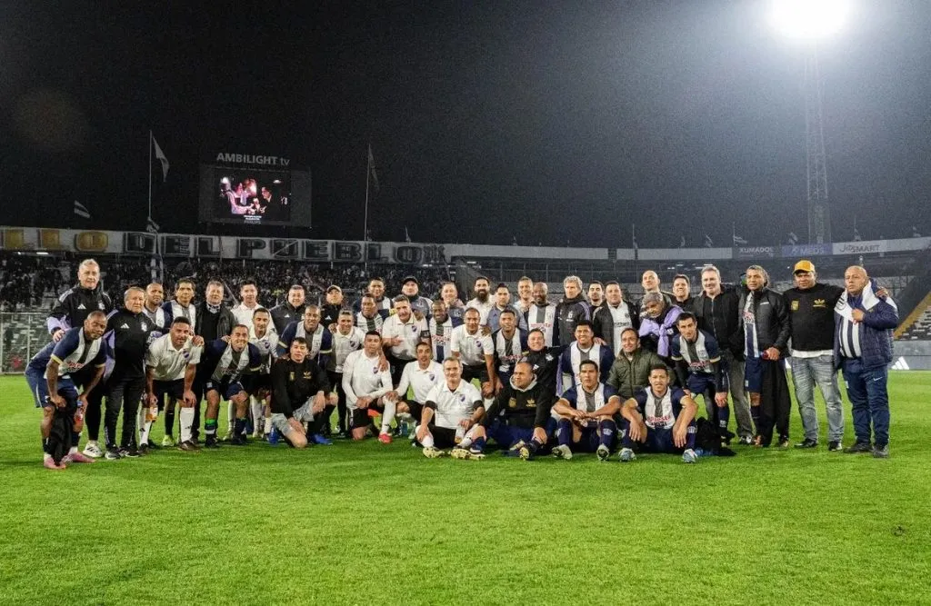 Las leyendas de Colo Colo y Alianza Lima tras el “Clásico de la Hermandad”. (Foto: CSD Colo Colo)