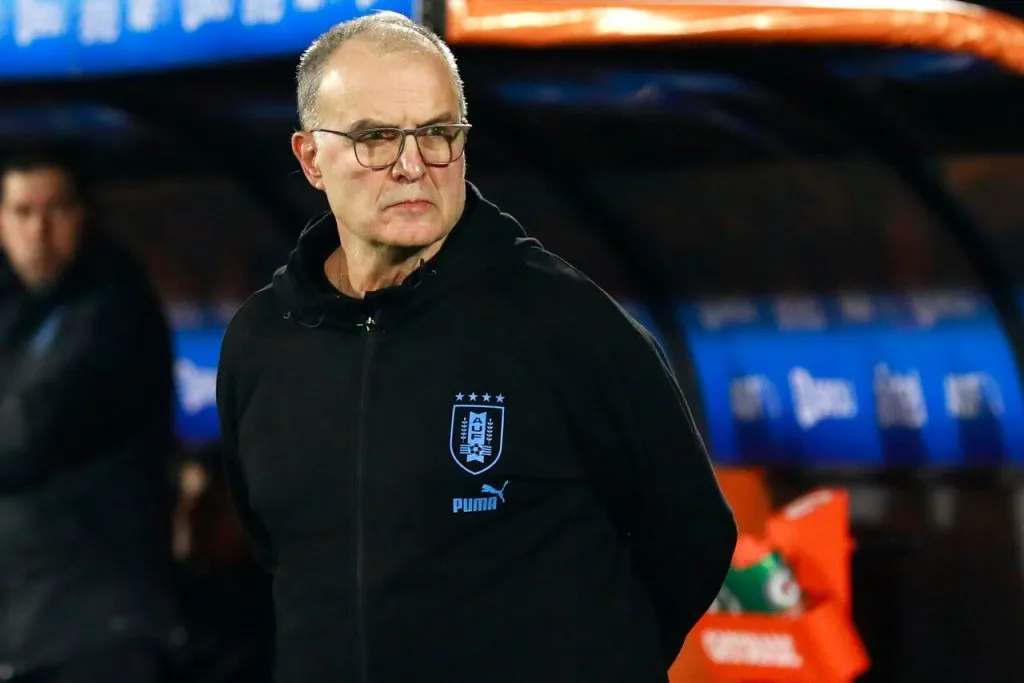 Bielsa se vuelve a medir con Chile. | Foto: Photosport