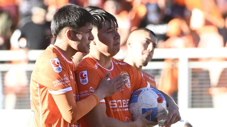En Cobreloa sintieron el golpe tras la derrota en Concepción. (Foto: Pedro Tapia/Photosport)