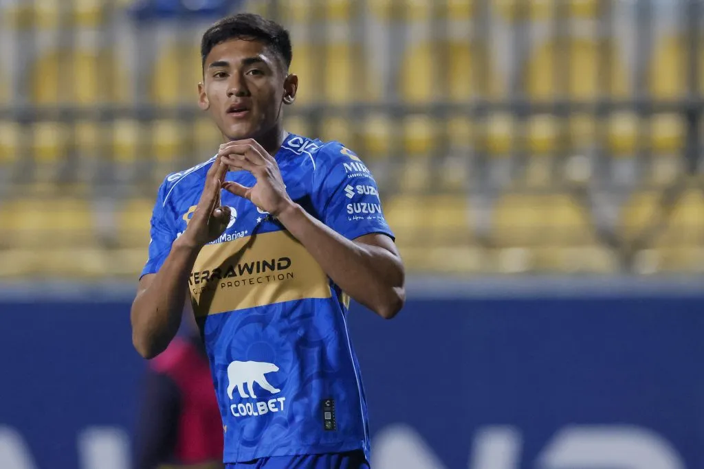 El jugador de Everton de Viña del Mar sería una de las grandes novedades en la oncena de La Roja | FOTO: Andres Pina/Photosport