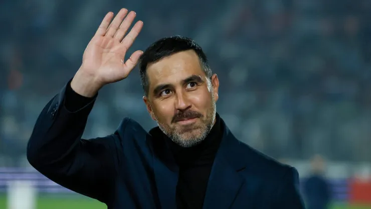 Bravo se la juega con el nuevo DT.