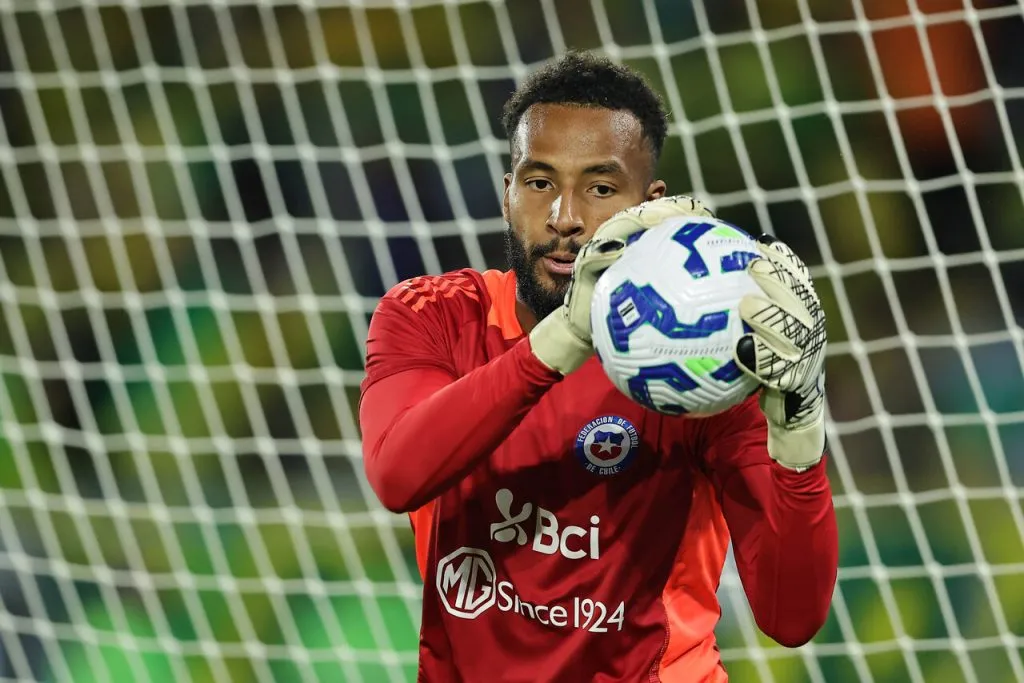 Vigouroux fue titular ante Brasil y Uruguay. | Foto: Photosport