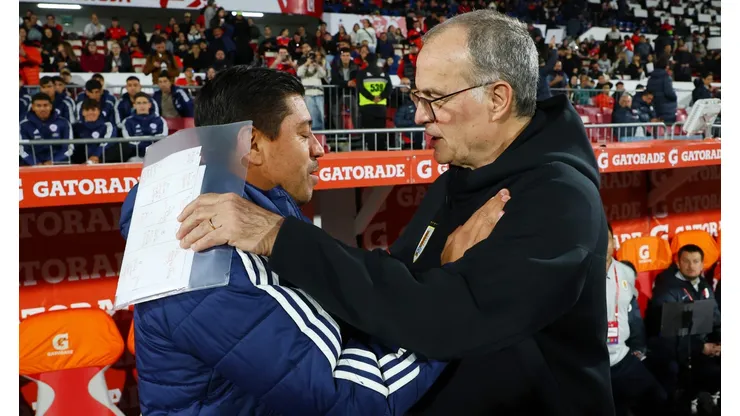 Bielsa le dejó un mensaje a Córdova antes del partido.