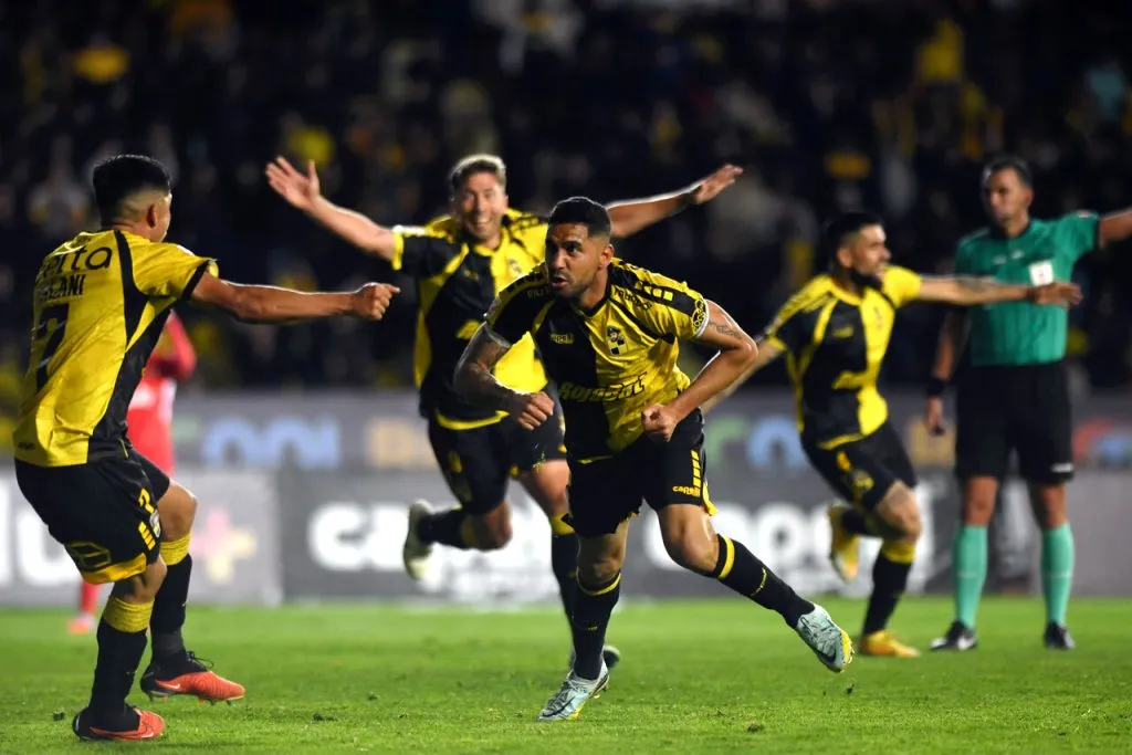 El agónico triunfo de Coquimbo U. dejó sin chances de campeonar a Colo Colo (Photosport).