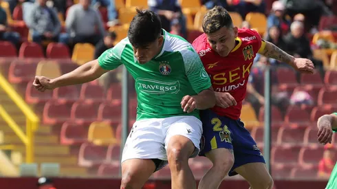 El Clásico de colonias terminó en graves incidentes luego de la derrota de los hispanos ante el Audax (Foto: Photosport)