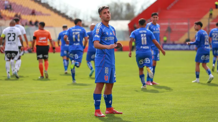 Lucas Assadi celebró la victoria de Universidad de Chile ante Colo Colo.