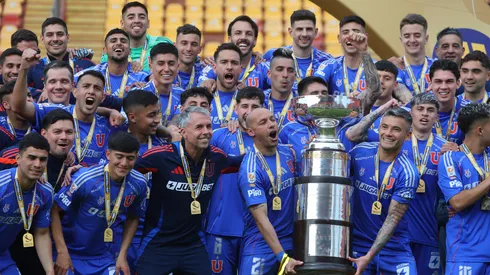 Universidad de Chile se coronó campeón de la Supercopa tras derrotar a Colo Colo.