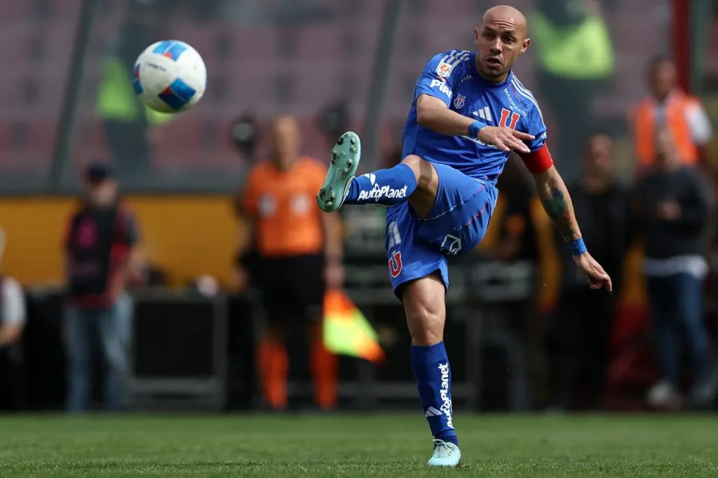 Marcelo Díaz volvió a ser desequilibrante. | Foto: Photosport