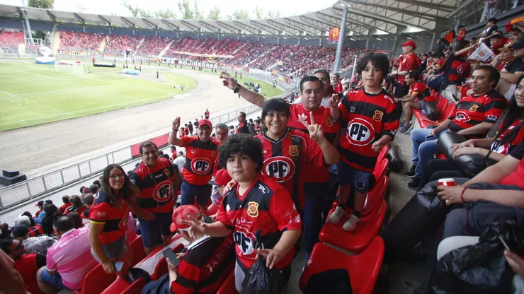 Estadio de Talca cambia su nombre.