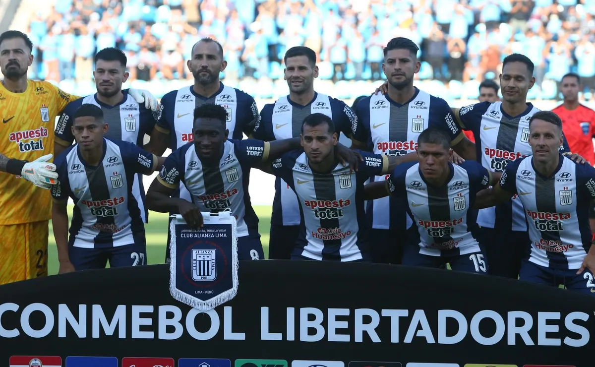 La formación de Alianza Lima para recibir a Universidad de Chile por la ...