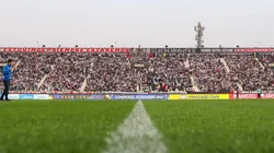 Hinchas de Alianza Lima agredieron a periodistas partidarios de Universidad de Chile.