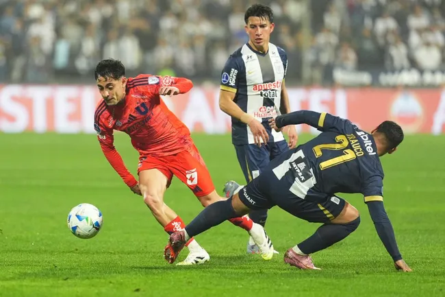 Universidad de Chile igualó en Lima por la Copa Sudamericana. (Foto: Getty)