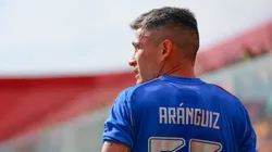 Charles Aránguiz lamenta la ausencia de la hinchada azul en partidos internacionales (Foto: Javier Vergara/Photosport)