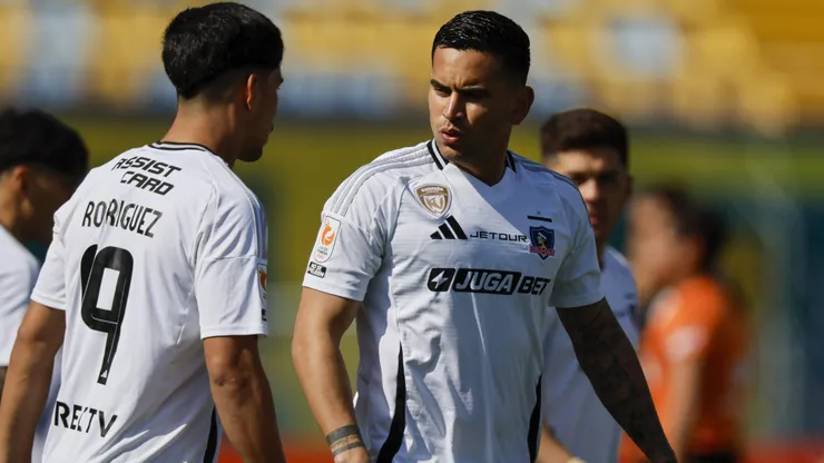 Hinchas de Colo Colo pierden la paciencia con Sebastián Vegas. (Foto: Andrés Piña/Photosport)