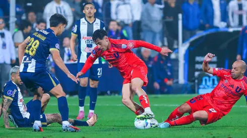 La U empató sin goles y dejó abierta la llave ante Alianza Lima