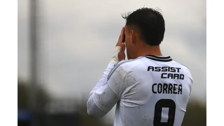 Javier Correa pasó de estar casi descartado a hoy tener algunas opciones de estar ante los iquiqueños (Foto: Jonnathan Oyarzun/Photosport)