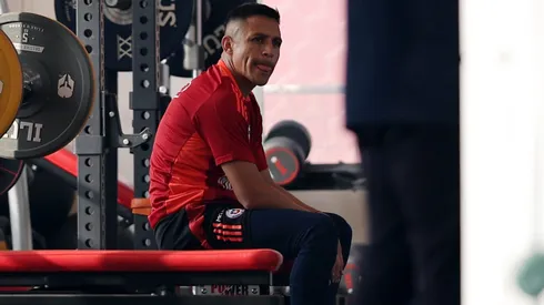 Alexis Sánchez entrenando en Juan Pinto Durán.