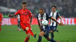 Alianza goleó en Perú.