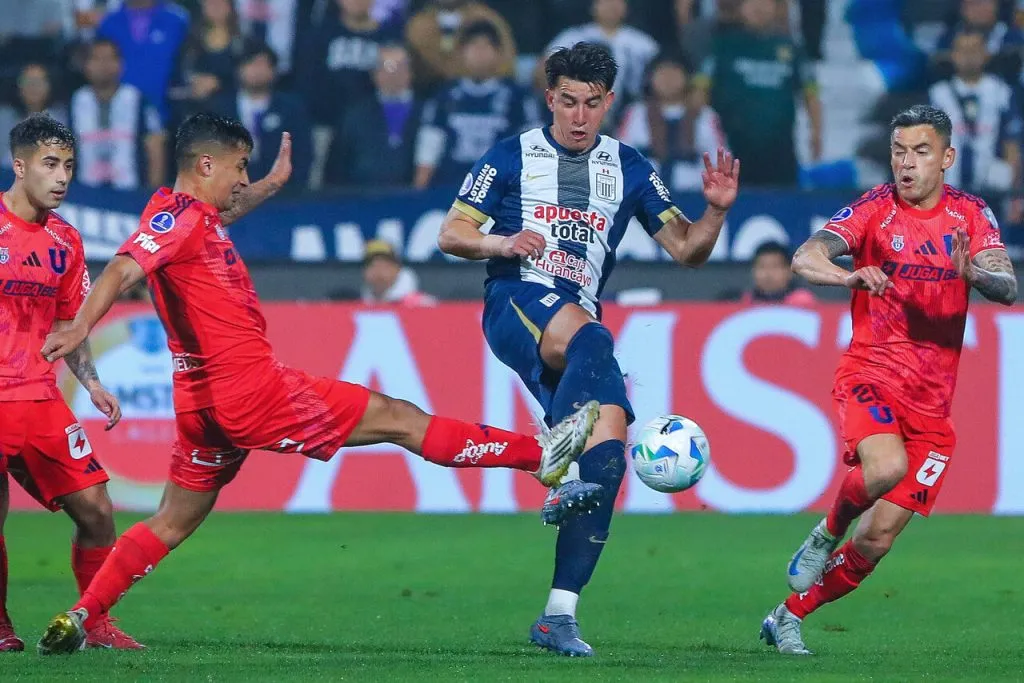 En la ida, la U fue más e igualaron 0-0. | Foto: Photosport