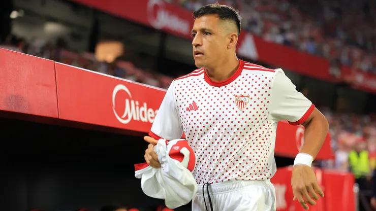 Alexis Sánchez goza de un grato momento en Sevilla de España.
