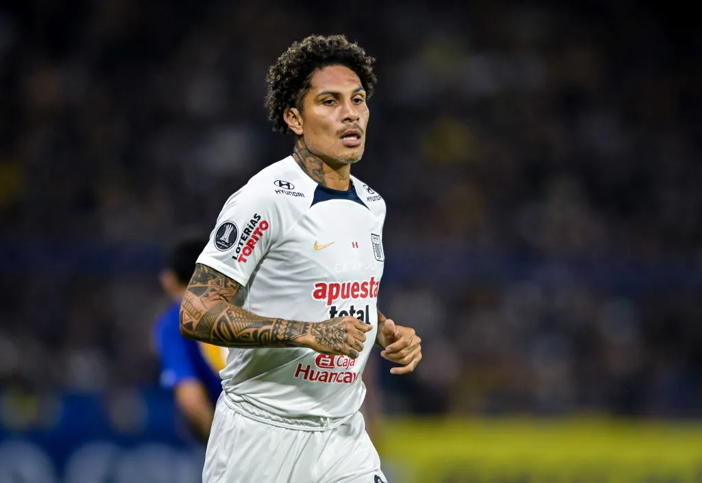 ¿Será titular Paolo Guerrero en la revancha ante la U? (Getty Images).