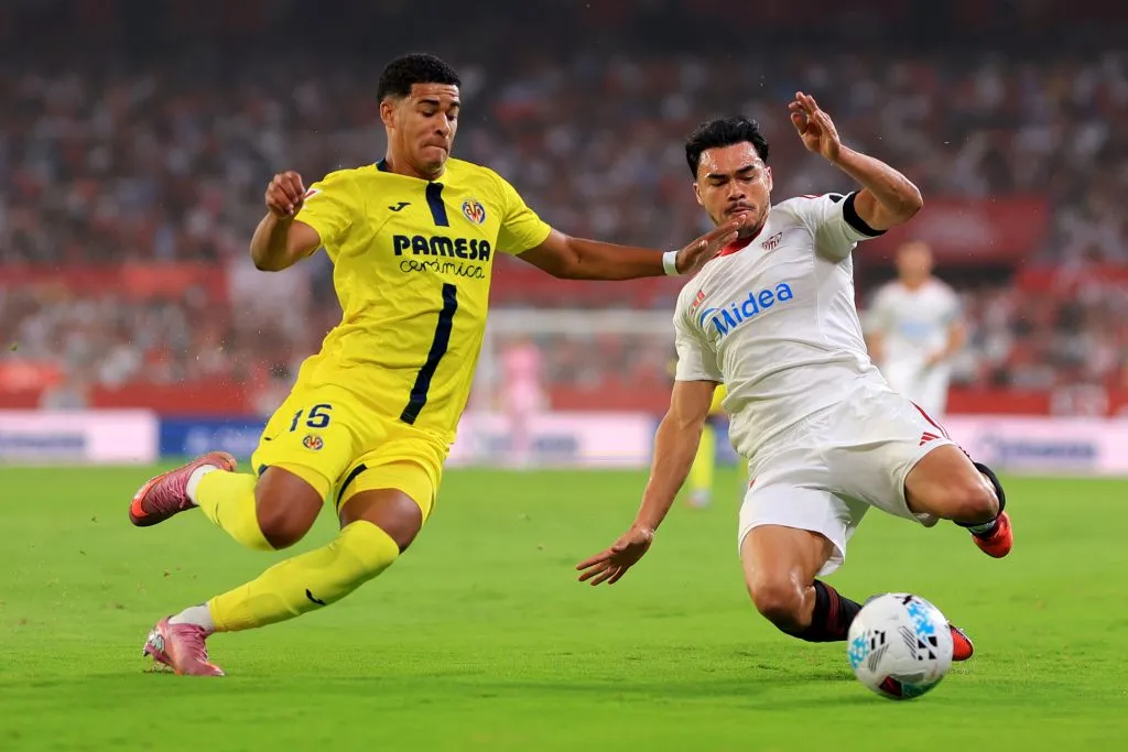 Gabriel Suazo jugó todo el encuentro en Sevilla en la derrota ante Villarreal. El chileno fue protagonista subiendo por la banda izquierda, aunque también sufrió, sobre todo, en el segundo tanto de la visita. (Foto: Getty)