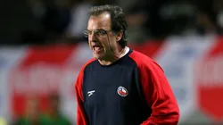 Marcelo Bielsa le pidió a Marco Estrada tras frenarlo en seco en La Roja.