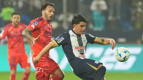 Crack de Alianza Lima fue insultado en plena entrevista en Chile.