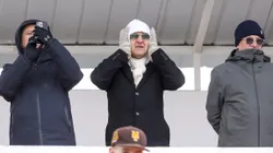 Aníbal Mosa recibe un nuevo golpe en Blanco y Negro. (Foto: Pepe Alvújar/Photosport)