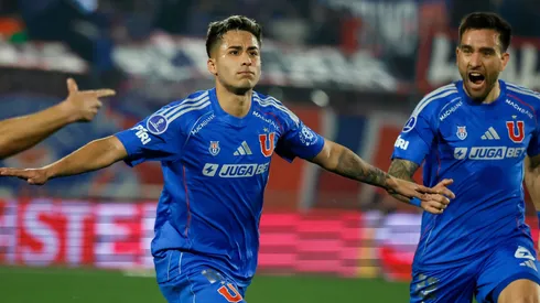 Se defina si la U seguirá en carrera hacia las semifinales.