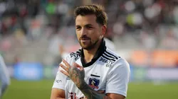 Gabriel Costa con la camiseta de Colo Colo.