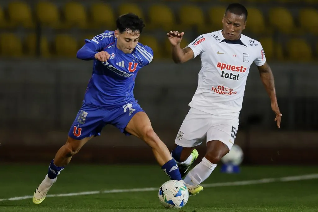 Altamirano se adueño del mediocampo ante los Íntimos | FOTO: Andres Pina/Photosport