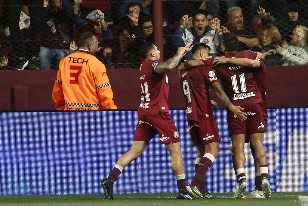 Lanús buscará aguarle la fiesta a la U | FOTO: Marcos Brindicci/Getty Images