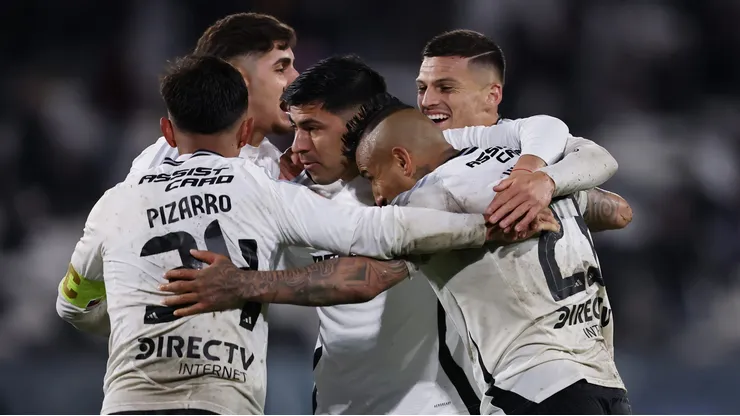 Dos grandes figuras del "Cacique" son seguidos por poderosas ligas (Foto: Javier Torres/Photosport)