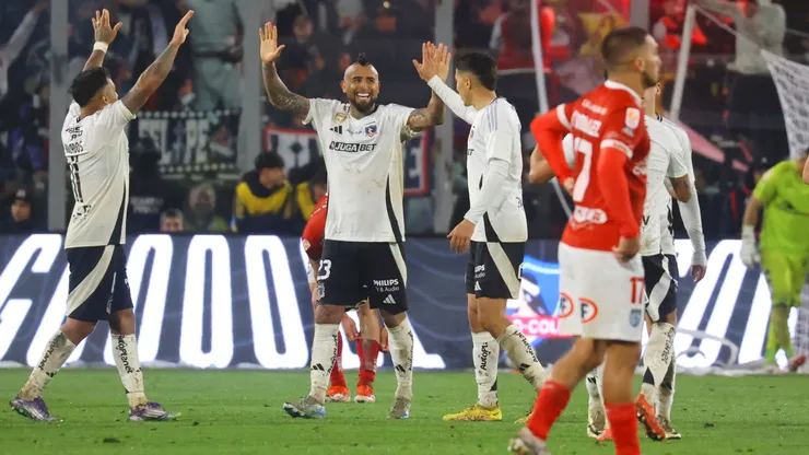 Colo Colo logró importante triunfo ante Deportes Iquique. (Foto: Photosport)