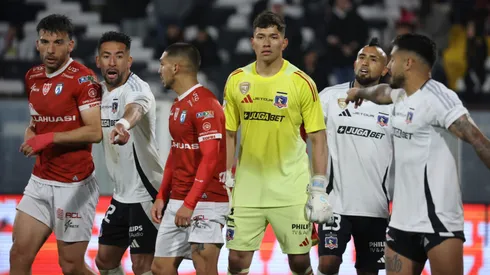 El portero debutó en Colo Colo y no da más de alegría. (Foto: Photosport)