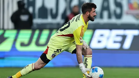 El Tuto salió lesionado en Colo Colo.