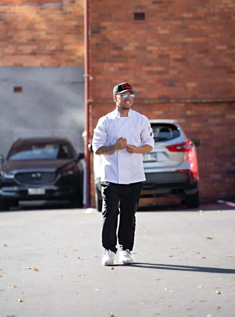 Emanuel Ponce combina su pasión por la cocina con el fútbol