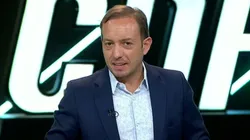 Marcelo Díaz echa al agua a Gustavo Álvarez.