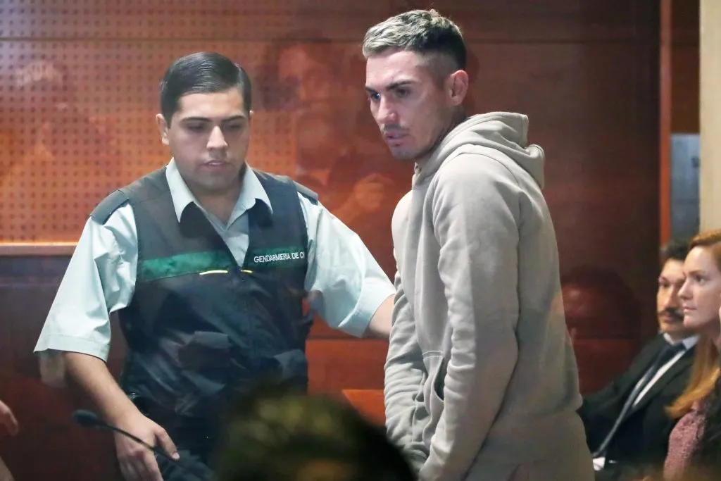 Jean Paul Pineda volverá a pasar por control de detención tras nuevo episodio de VIF. (Foto: Jonnathan Oyarzún/Photosport)