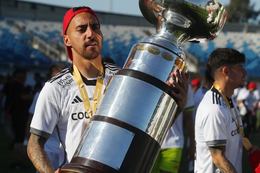 Javier Correa lleva dos títulos ganados con Colo Colo. (Foto: Jonnathan Oyarzún/Photosport)