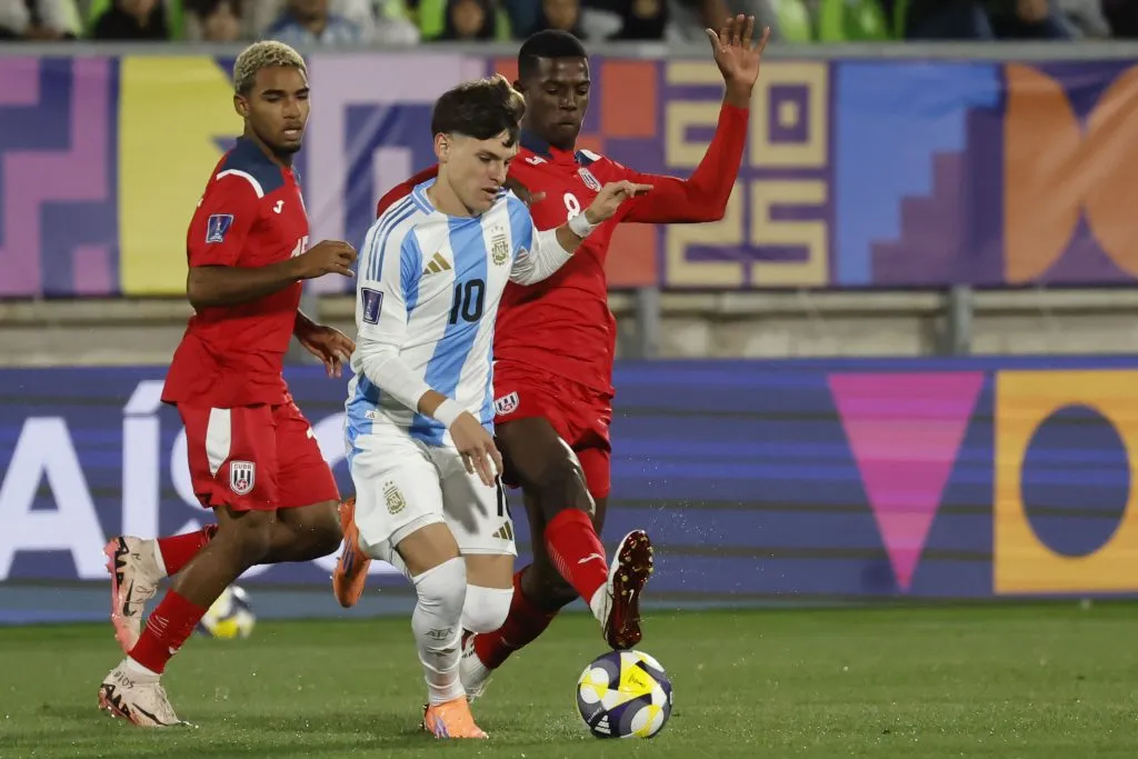 Argentina busca su segundo triunfo en el Mundial Sub 20. (Foto: Sebastián Cisternas/Photosport)